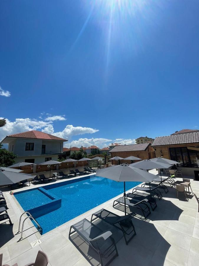Bujtina Siar Hotel Pogradec Kültér fotó