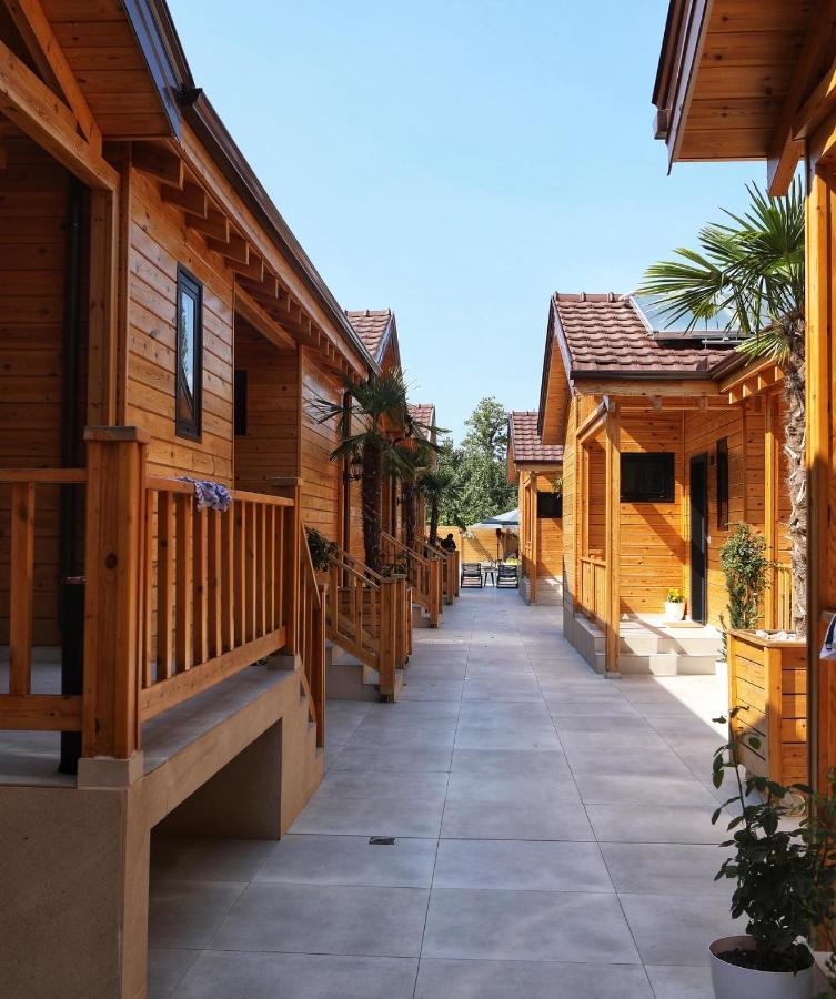 Bujtina Siar Hotel Pogradec Kültér fotó