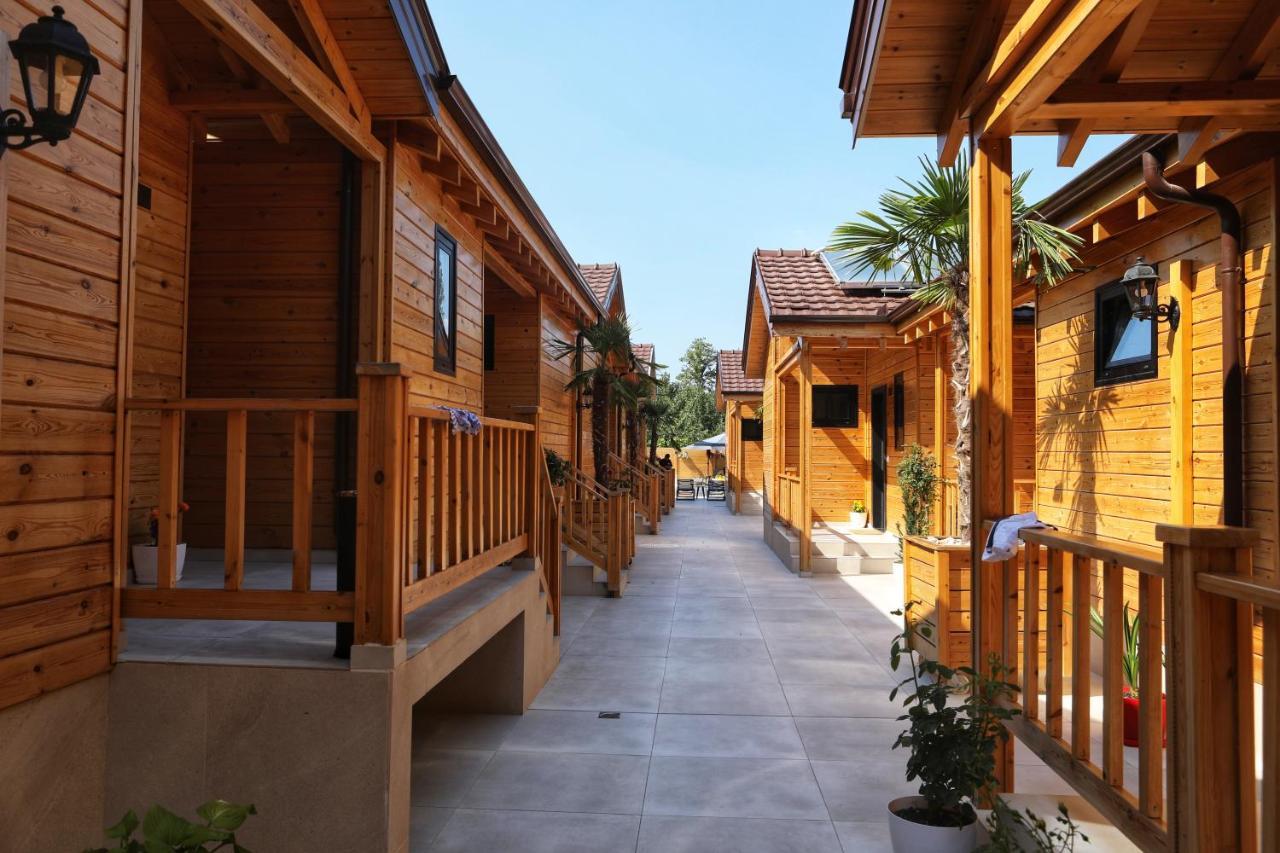 Bujtina Siar Hotel Pogradec Kültér fotó